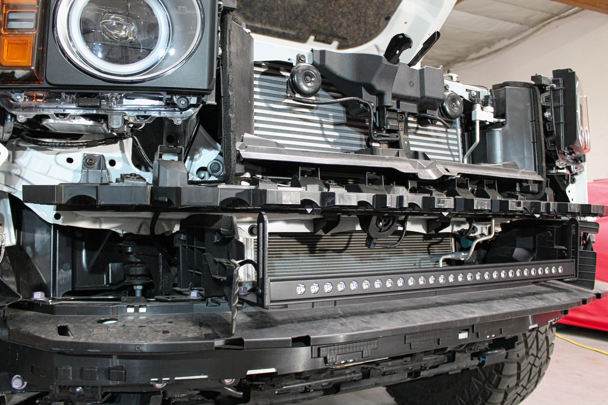 M&R Automotive Single 30in Light Bar SLIM for Toyota Land Cruiser 250 (24-26)