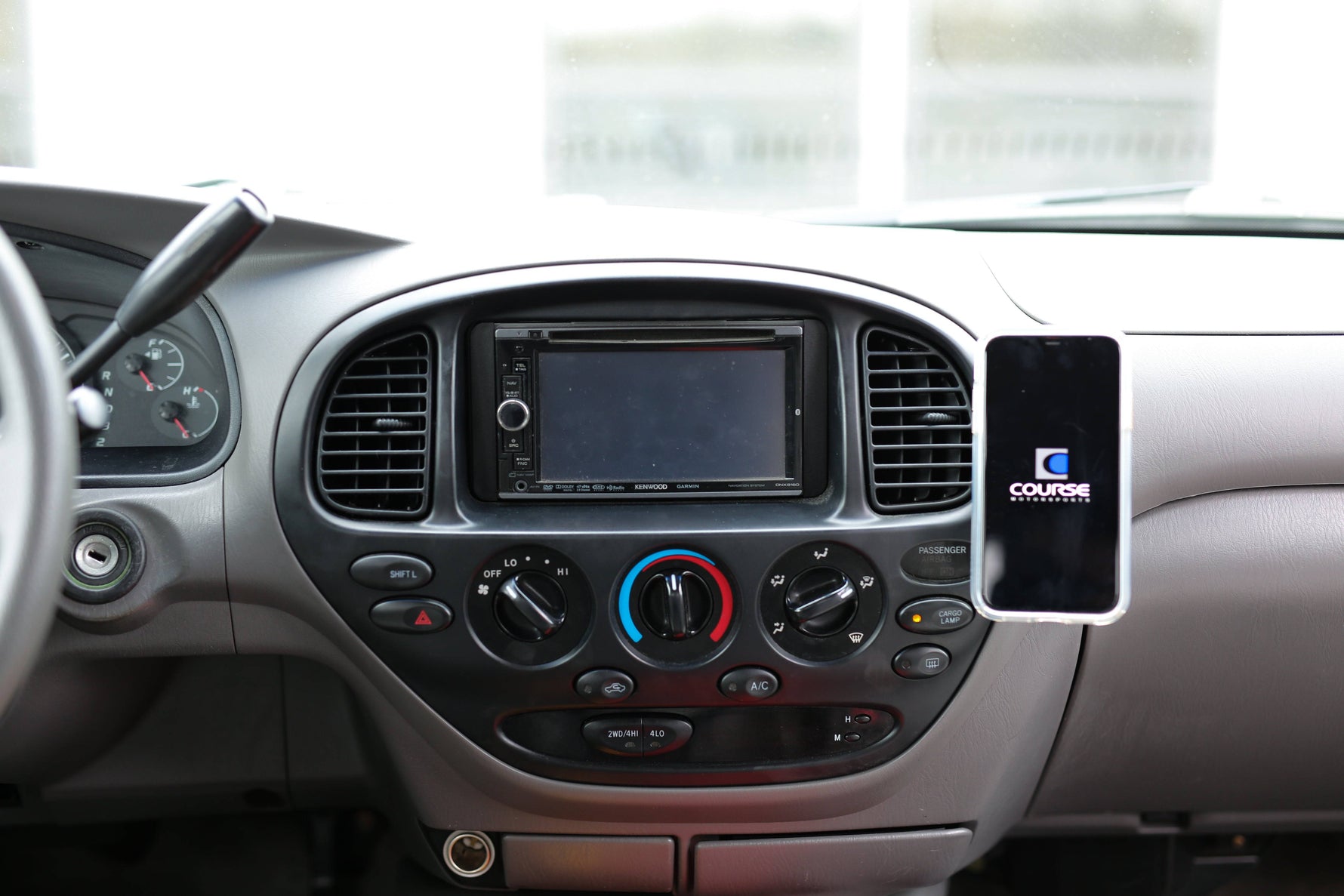 Course Motorsports Direct Fit Phone Mount | 2003-2006 Toyota Tundra