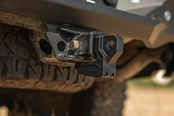DV8 Xtract 2-Inch Hitch Skid Plate & Recovery Point for Universal 2-Inch Receivers in Red, Black or Raw