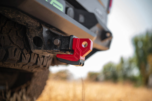 DV8 Xtract 2-Inch Hitch Skid Plate & Recovery Point for Universal 2-Inch Receivers in Red, Black or Raw